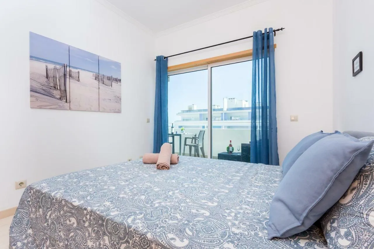 Behappy Top Floor Sunny Balcony With Relaxing Lounge 0*, 포티마오 포르투갈